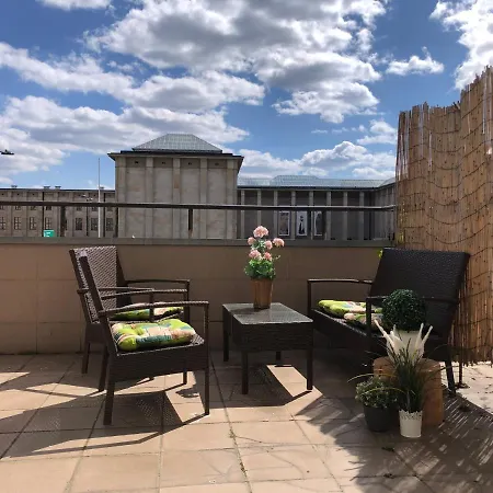 Center- Large With National Musee View Warszawa