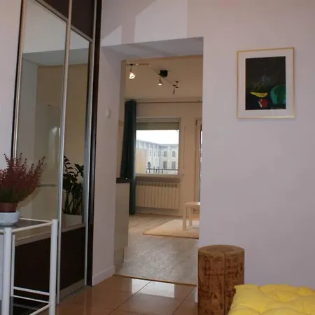 Center- Large With National Musee View * Varsovie